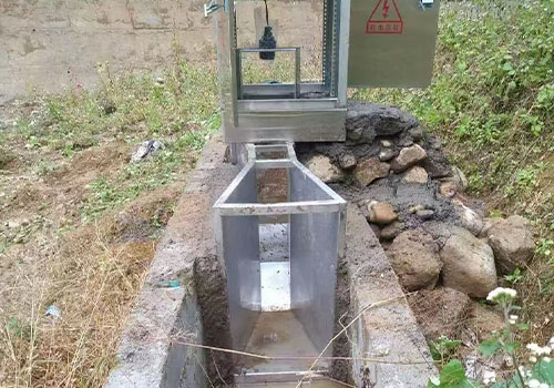 外貼式超聲波液位開(kāi)關(guān)